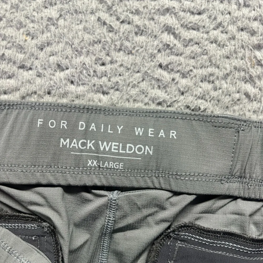 Mack Weldon Shorts Mens XXL Gray Nylon Cargo Casual Workwear Utility Stretch